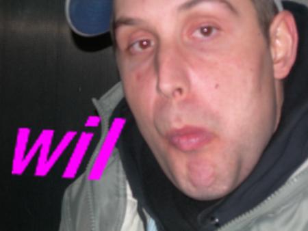 un mec trop gentil qui donne l'heure a tous moments mdr